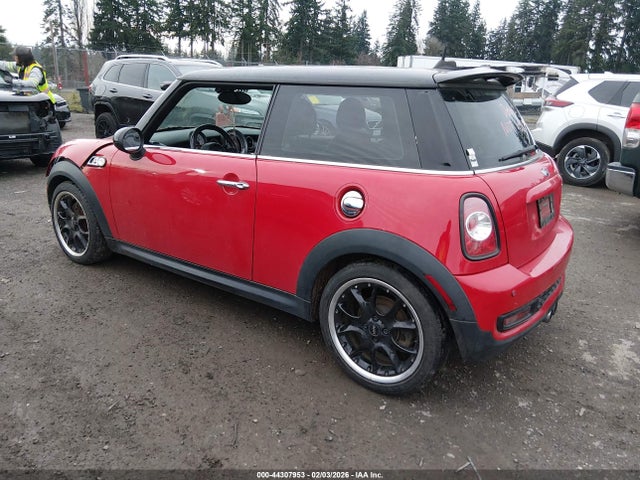 2012 MINI COOPER S WMWSV3C59CTY18314 Photo 2