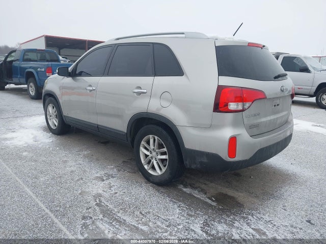 2015 KIA SORENTO 5XYKTDA75FG644793 Photo 2