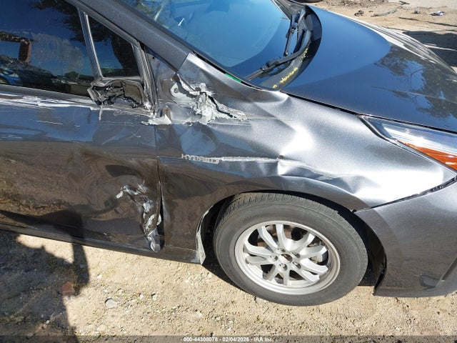 JTDKAMFU9N3175814 Toyota Prius L