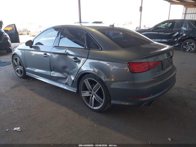 2016 AUDI A3 WAUB8GFF5G1052862 Photo 2