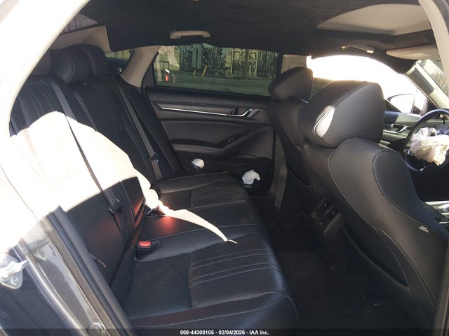 1HGCV2F93NA006362 Honda Accord Touring