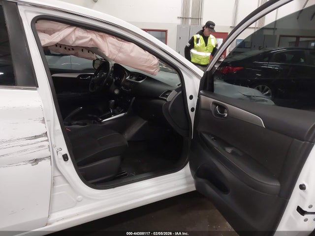 3N1AB7AP3JY318353 Nissan SENTRA S