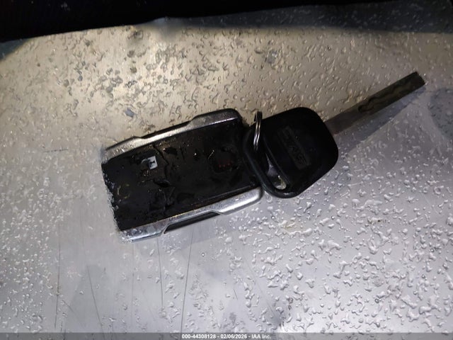 44308128 :رقم المزاد ، 3GTU2WEJ8FG267570 vin ، 2015 Gmc Sierra 1500 Denali مزاد بيع