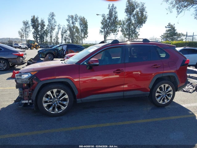JTMC1RFV2KJ001469 Toyota Rav4 Xle Premium