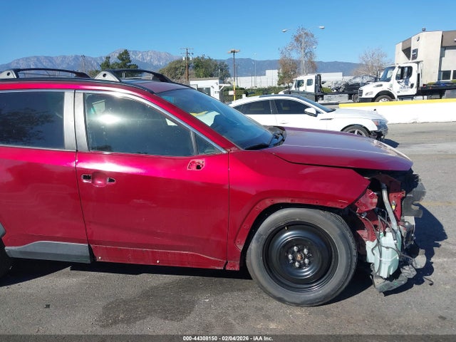 JTMC1RFV2KJ001469 Toyota Rav4 Xle Premium