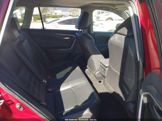 JTMC1RFV2KJ001469 Toyota Rav4 Xle Premium