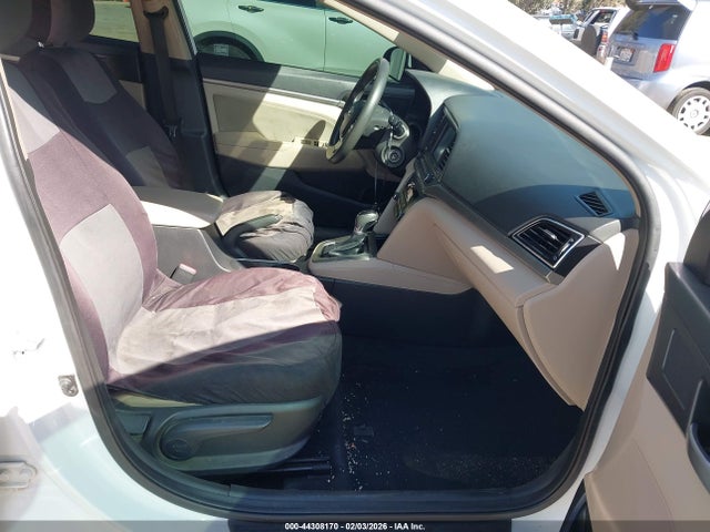 5NPD84LF5HH003332 Hyundai ELANTRA SE