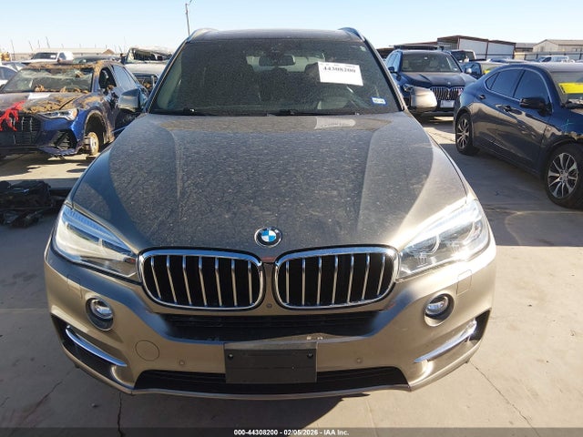 44308200 :رقم المزاد ، 5UXKR0C30H0V70711 vin ، 2017 Bmw X5 Xdrive35i مزاد بيع