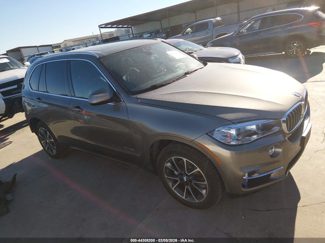 44308200 :رقم المزاد ، 5UXKR0C30H0V70711 vin ، 2017 Bmw X5 Xdrive35i مزاد بيع