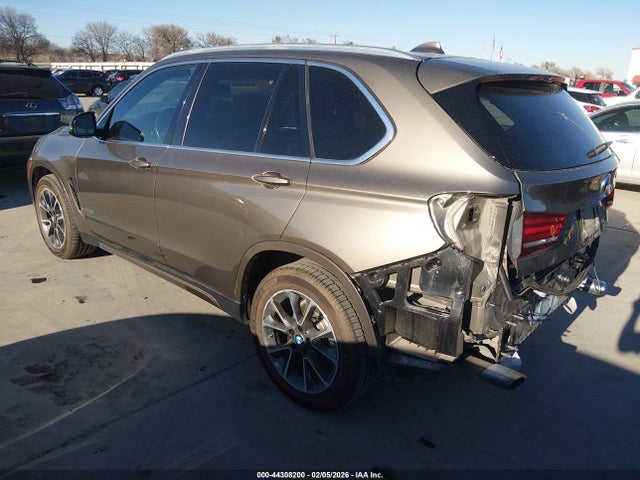 44308200 :رقم المزاد ، 5UXKR0C30H0V70711 vin ، 2017 Bmw X5 Xdrive35i مزاد بيع