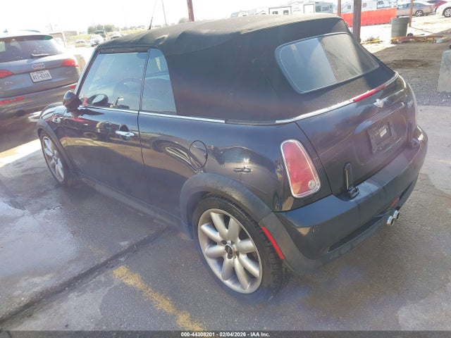 2006 MINI COOPER S WMWRH33566TK58942 Photo 2