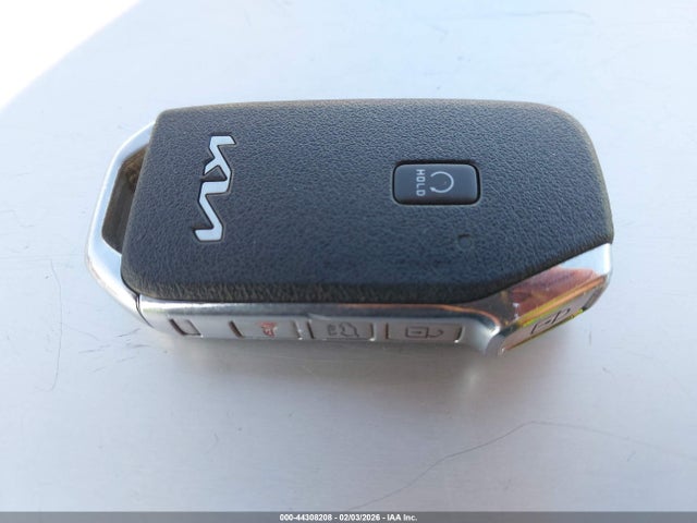 5XYP24HCXNG245386 KIA Telluride Lx
