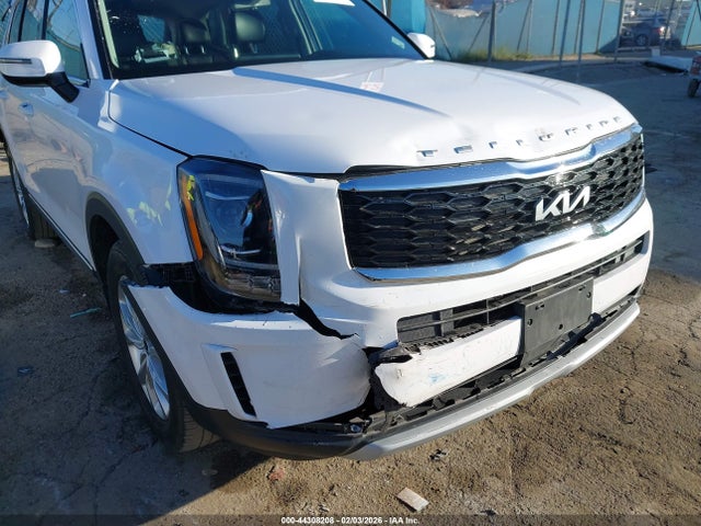5XYP24HCXNG245386 KIA Telluride Lx