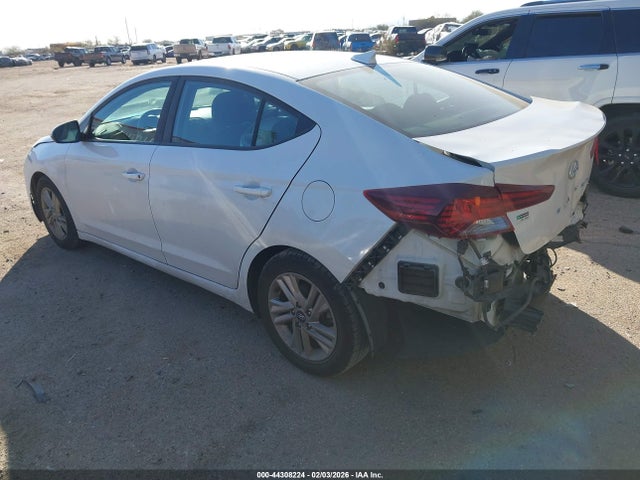 5NPD84LFXLH561251 Hyundai ELANTRA SEL