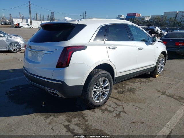 2020 CADILLAC XT5 1GYKNCRS8LZ108604 Photo 3