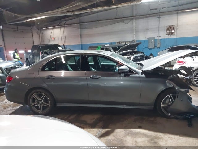 Aukcja sprzedaży 2022 Mercedes-benz E 350 4matic, vin: W1KZF8EB7NB094653, numer aukcji: 44308232