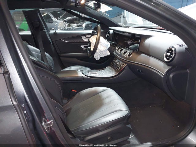 Aukcja sprzedaży 2022 Mercedes-benz E 350 4matic, vin: W1KZF8EB7NB094653, numer aukcji: 44308232