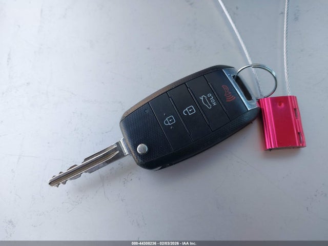 3KPFL4A78JE204042 KIA FORTE LX
