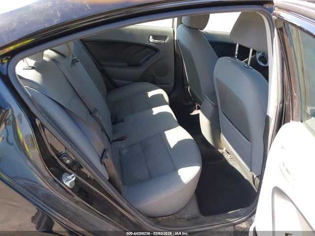3KPFL4A78JE204042 KIA FORTE LX