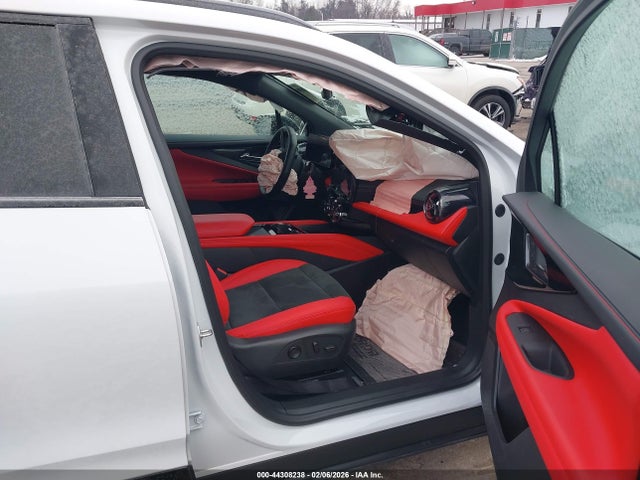 3GNKDCRJ1RS290708 Chevrolet Blazer Ev Eawd Rs