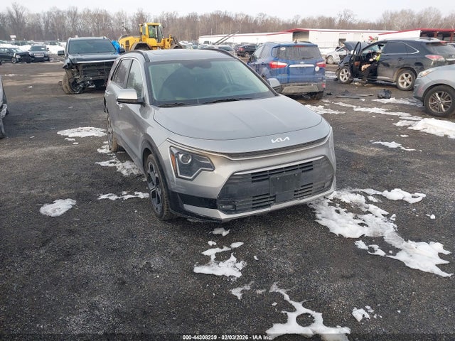 2023 KIA NIRO KNDCR3LE2P5051783
