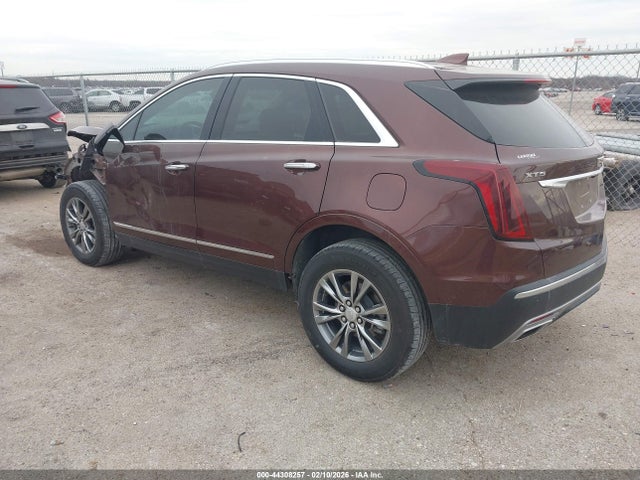 2023 CADILLAC XT5 1GYKNCRS3PZ152970 Photo 2