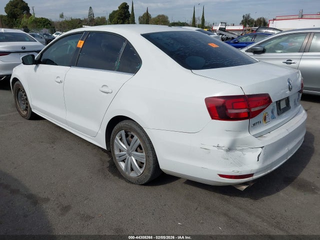 2017 VOLKSWAGEN JETTA 3VW2B7AJXHM285072 Photo 2