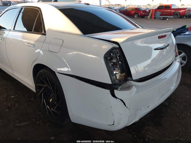 Chrysler 300 300s 2014 2C3CCABG6EH221761 Image 6