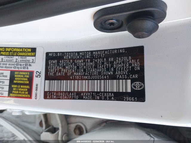4T1B21HK0JU005641 Toyota Camry Hybrid Xle
