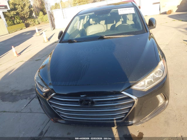 KMHD84LF4HU123477 Hyundai Elantra Limited
