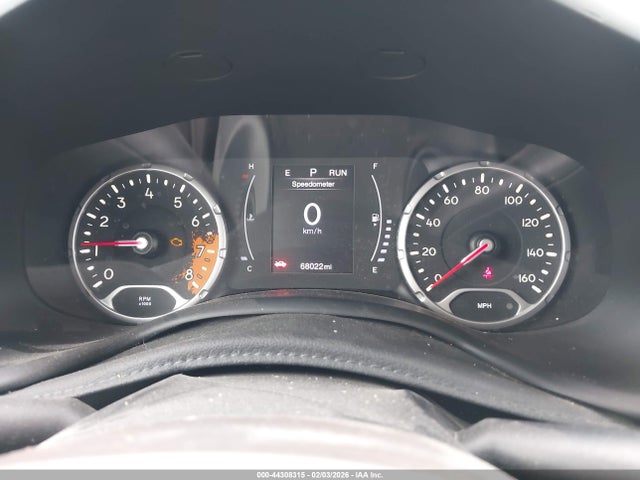 44308315 :رقم المزاد ، ZACCJABB2HPF05431 vin ، 2017 Jeep Renegade Latitude Fwd مزاد بيع