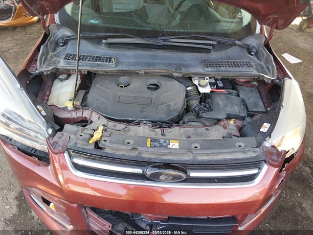 1FMCU0J9XEUA04504 Ford Escape Titanium
