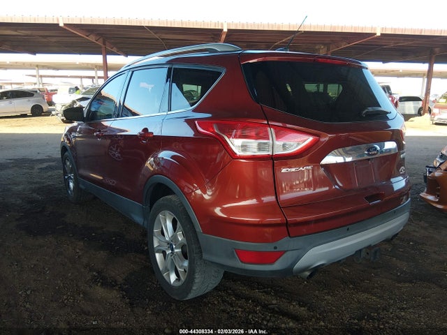 1FMCU0J9XEUA04504 Ford Escape Titanium
