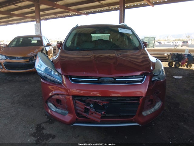 1FMCU0J9XEUA04504 Ford Escape Titanium