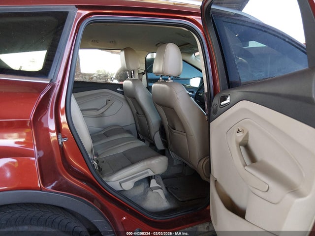 1FMCU0J9XEUA04504 Ford Escape Titanium