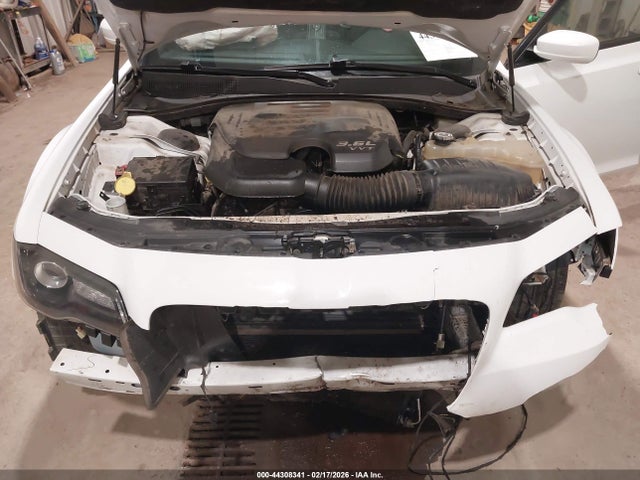 44308341 :رقم المزاد ، 2C3CCAGG7JH165574 vin ، 2018 Chrysler 300 300s Awd مزاد بيع