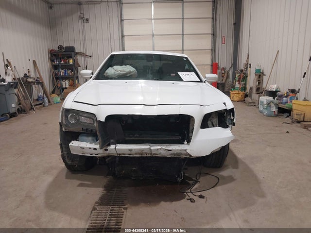 44308341 :رقم المزاد ، 2C3CCAGG7JH165574 vin ، 2018 Chrysler 300 300s Awd مزاد بيع