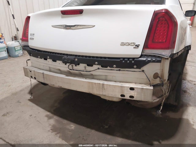 44308341 :رقم المزاد ، 2C3CCAGG7JH165574 vin ، 2018 Chrysler 300 300s Awd مزاد بيع