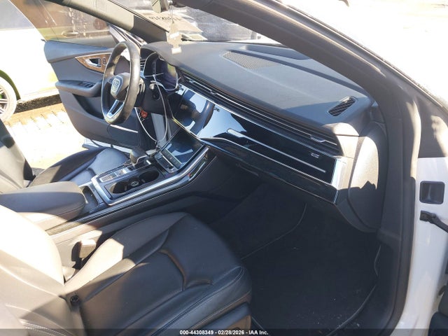2019 AUDI Q8 WA1EVAF15KD034728 Photo 4