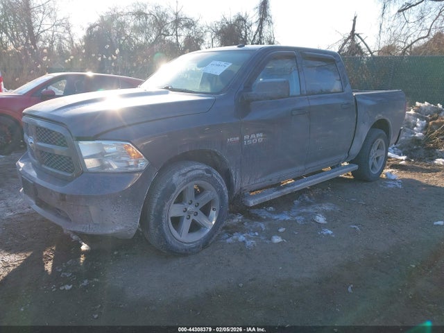 44308379 :رقم المزاد ، 3C6RR7KT7GG163867 vin ، 2016 Ram 1500 Express مزاد بيع