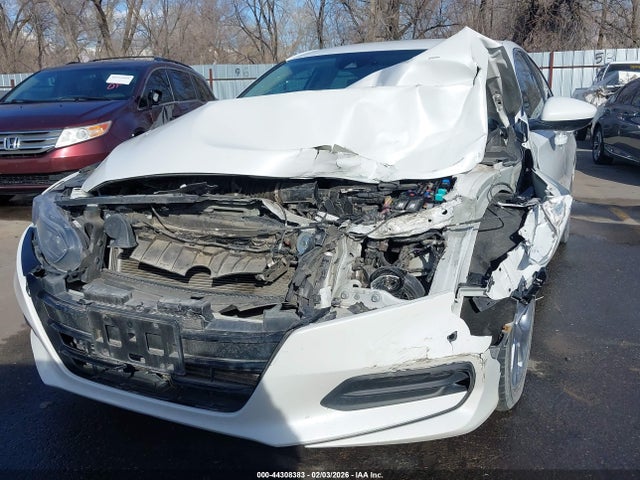 1HGCV1F18JA052770 Honda ACCORD LX