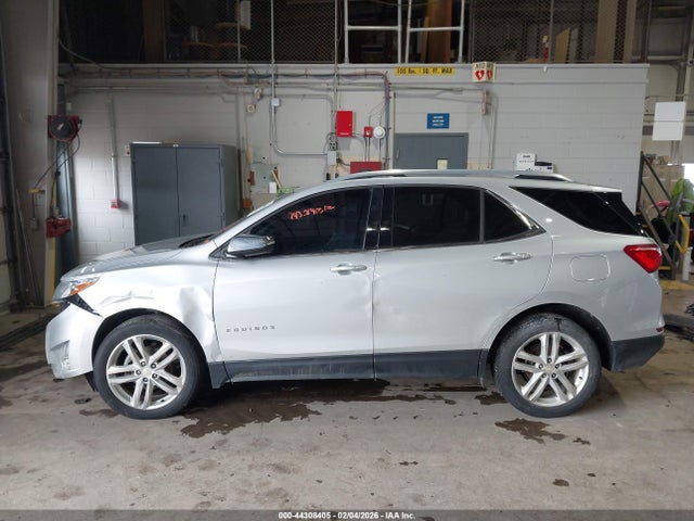 Chevrolet Equinox Premier 2018 2GNAXVEV6J6121004 Image 15