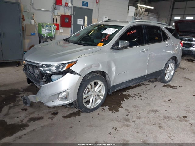 Chevrolet Equinox Premier 2018 2GNAXVEV6J6121004 Image 2