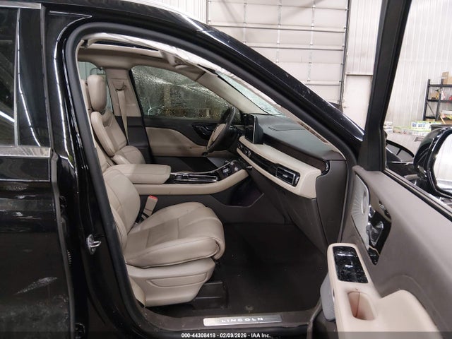 2020 LINCOLN AVIATOR 5LM5J7XC6LGL04630 Photo 4
