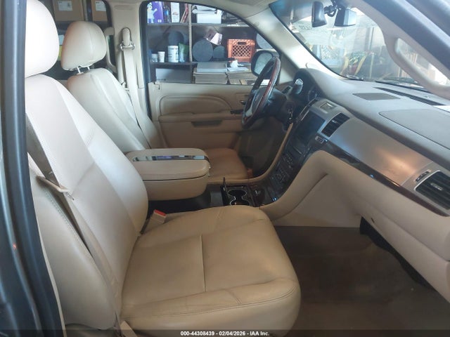 2011 CADILLAC ESCALADE 1GYS4BEFXBR348192 Photo 4