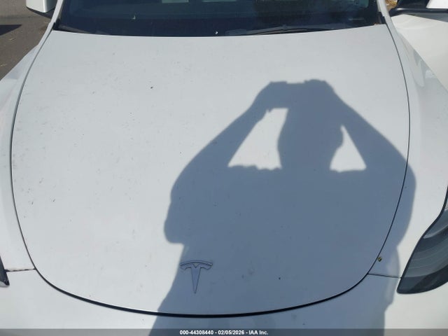 2021 TESLA MODEL Y 5YJYGDEE0MF181781 Photo 9