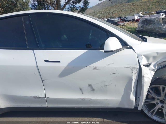 5YJYGDEE0MF181781 Tesla Model Y Long Range Dual Motor All-wheel Drive