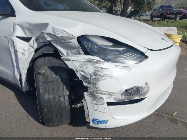 2021 TESLA MODEL Y 5YJYGDEE0MF181781 Photo 5