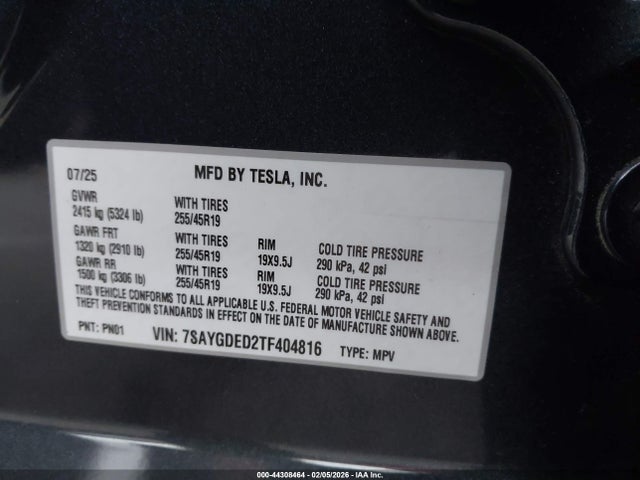 2026 TESLA MODEL Y 7SAYGDED2TF404816 Photo 8