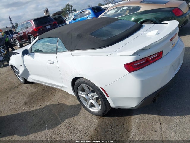 2018 CHEVROLET CAMARO 1G1FB3DX5J0118228 Photo 2